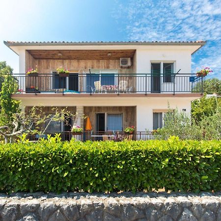 Apartments Kate - 100 M From Beach Malinska Εξωτερικό φωτογραφία