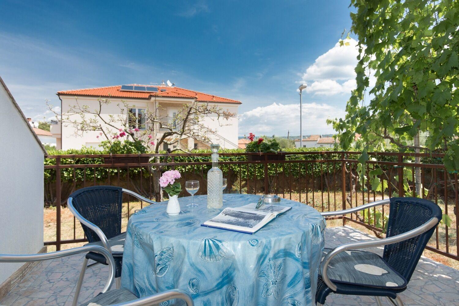 Apartments Kate - 100 M From Beach Malinska Εξωτερικό φωτογραφία