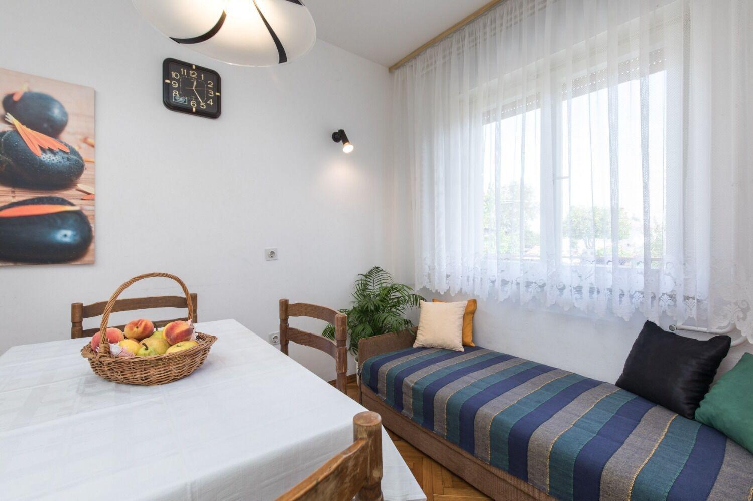 Apartments Kate - 100 M From Beach Malinska Εξωτερικό φωτογραφία